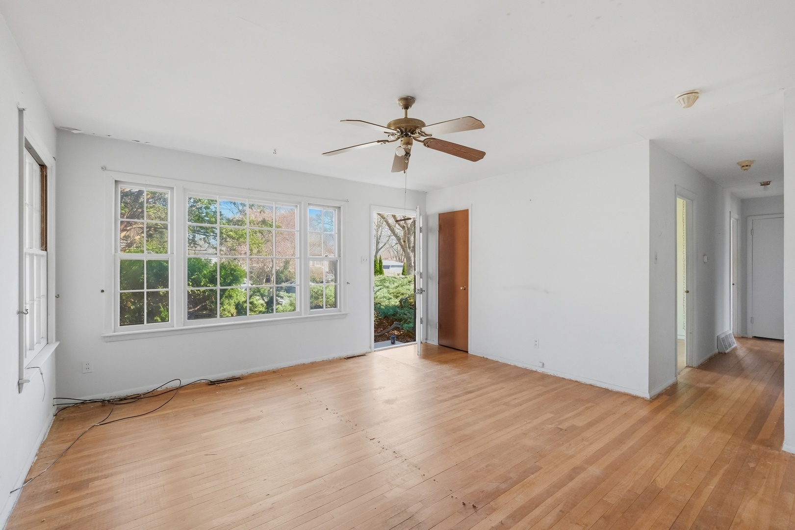 30W125 Claymore Lane, Naperville, IL 60563