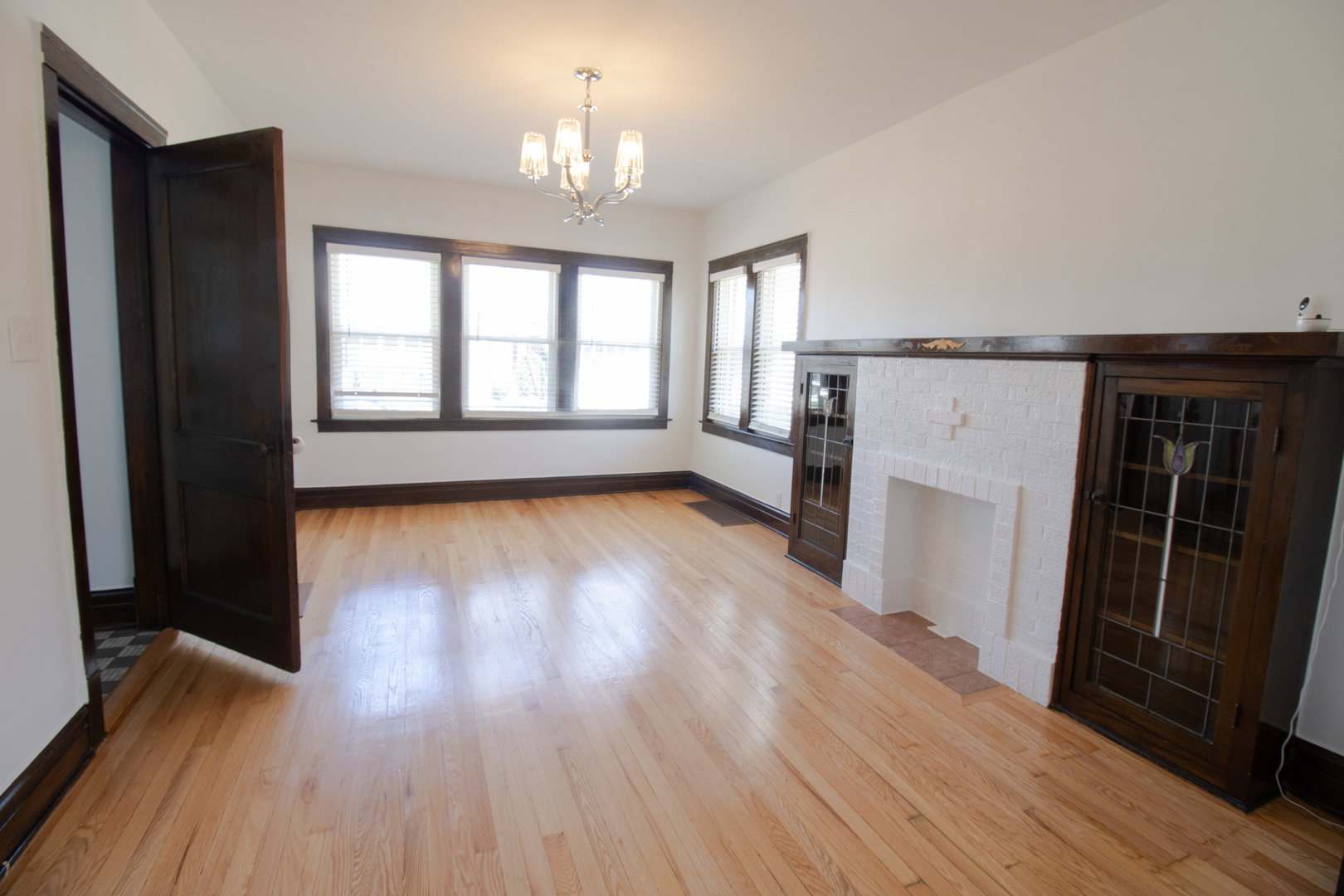 6840 30th Street, Berwyn, IL 60402