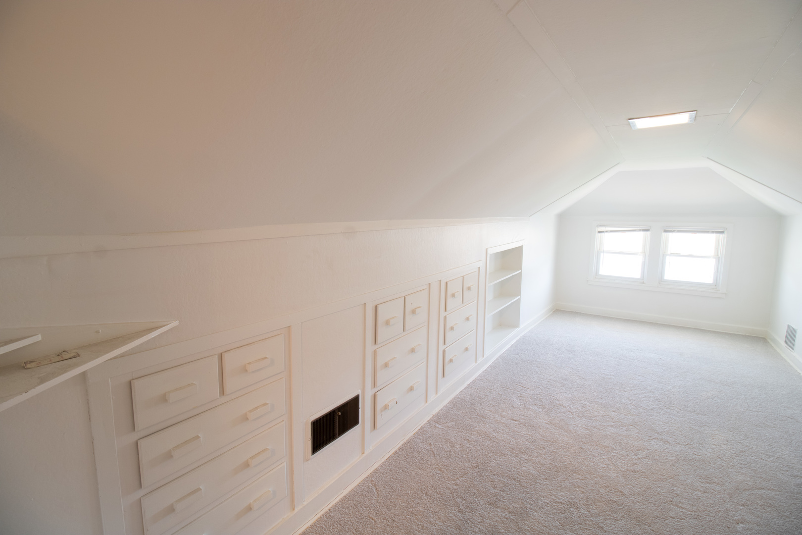 6840 30th Street, Berwyn, IL 60402