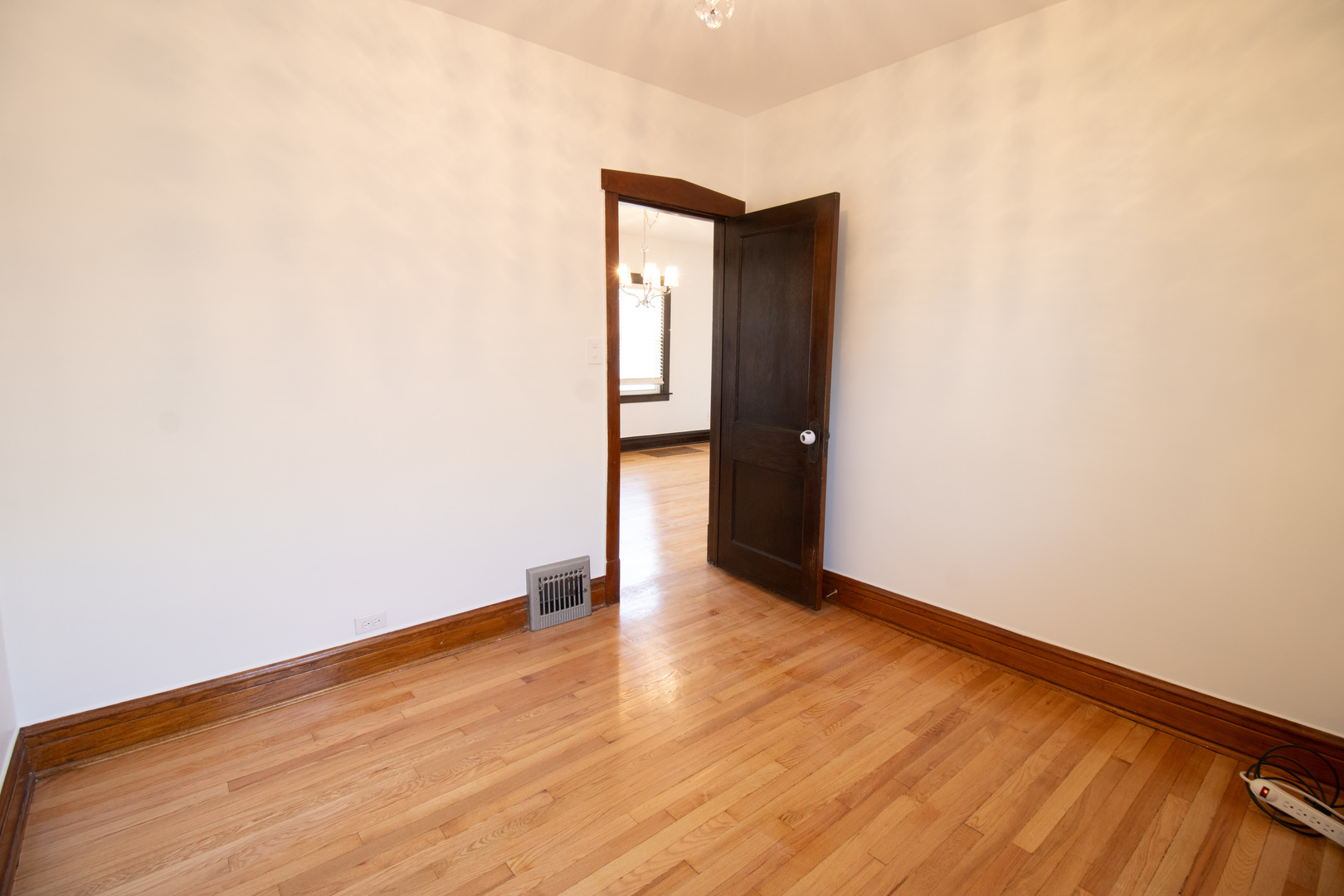 6840 30th Street, Berwyn, IL 60402