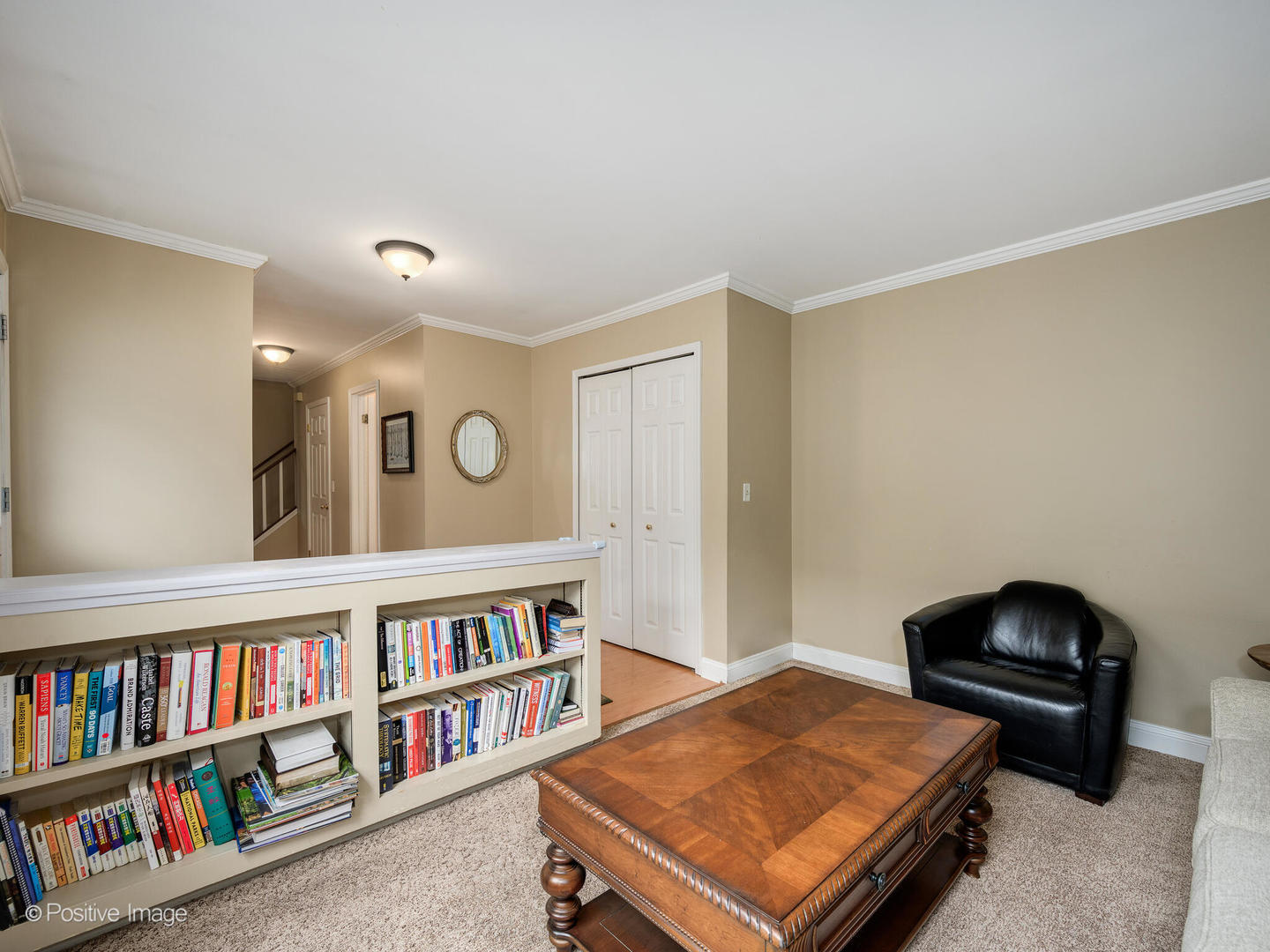 1150 Oakview Drive, Wheaton, IL 60187