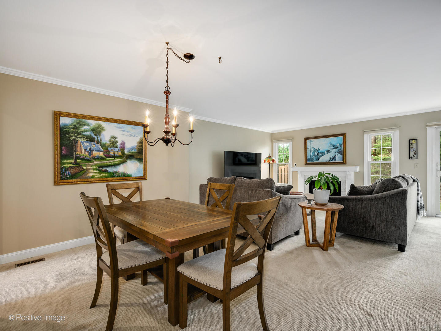 1150 Oakview Drive, Wheaton, IL 60187