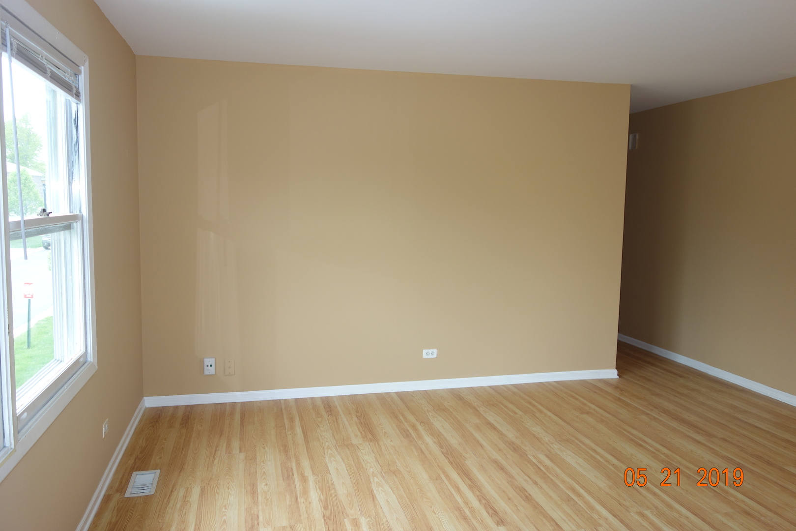 300 Meadow Court #300, Vernon Hills, IL 60061