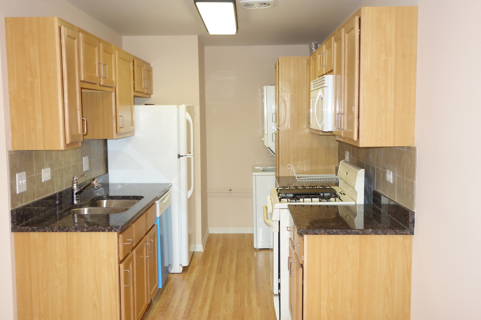 300 Meadow Court #300, Vernon Hills, IL 60061