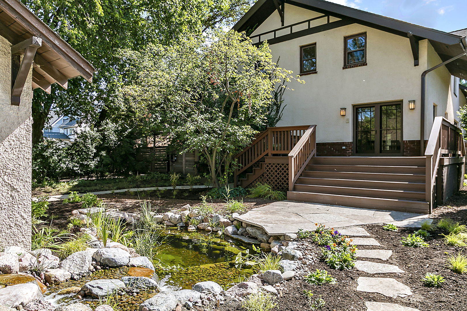 82 Lawton Road, Riverside, IL 60546