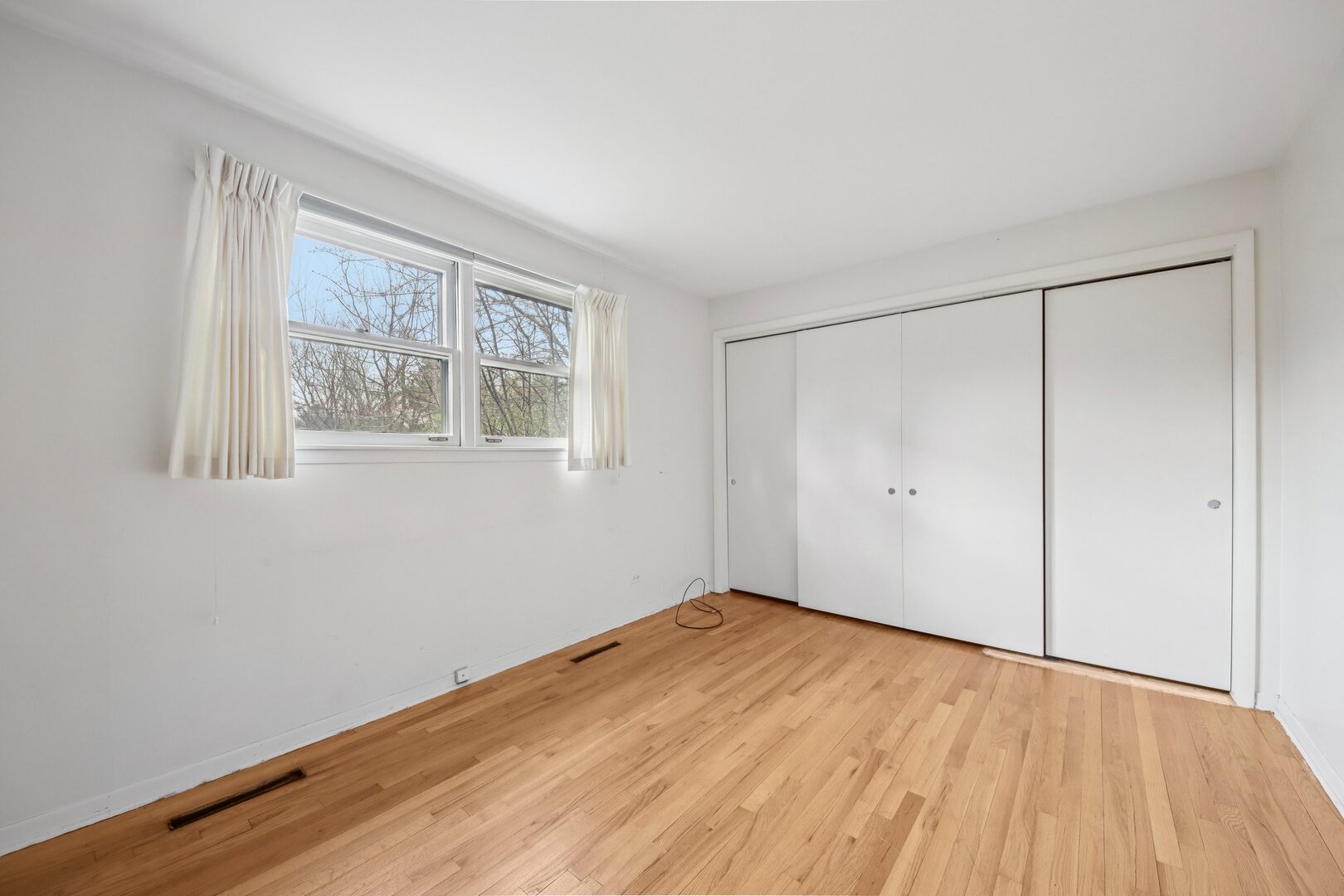 817 Belair Drive, Darien, IL 60561