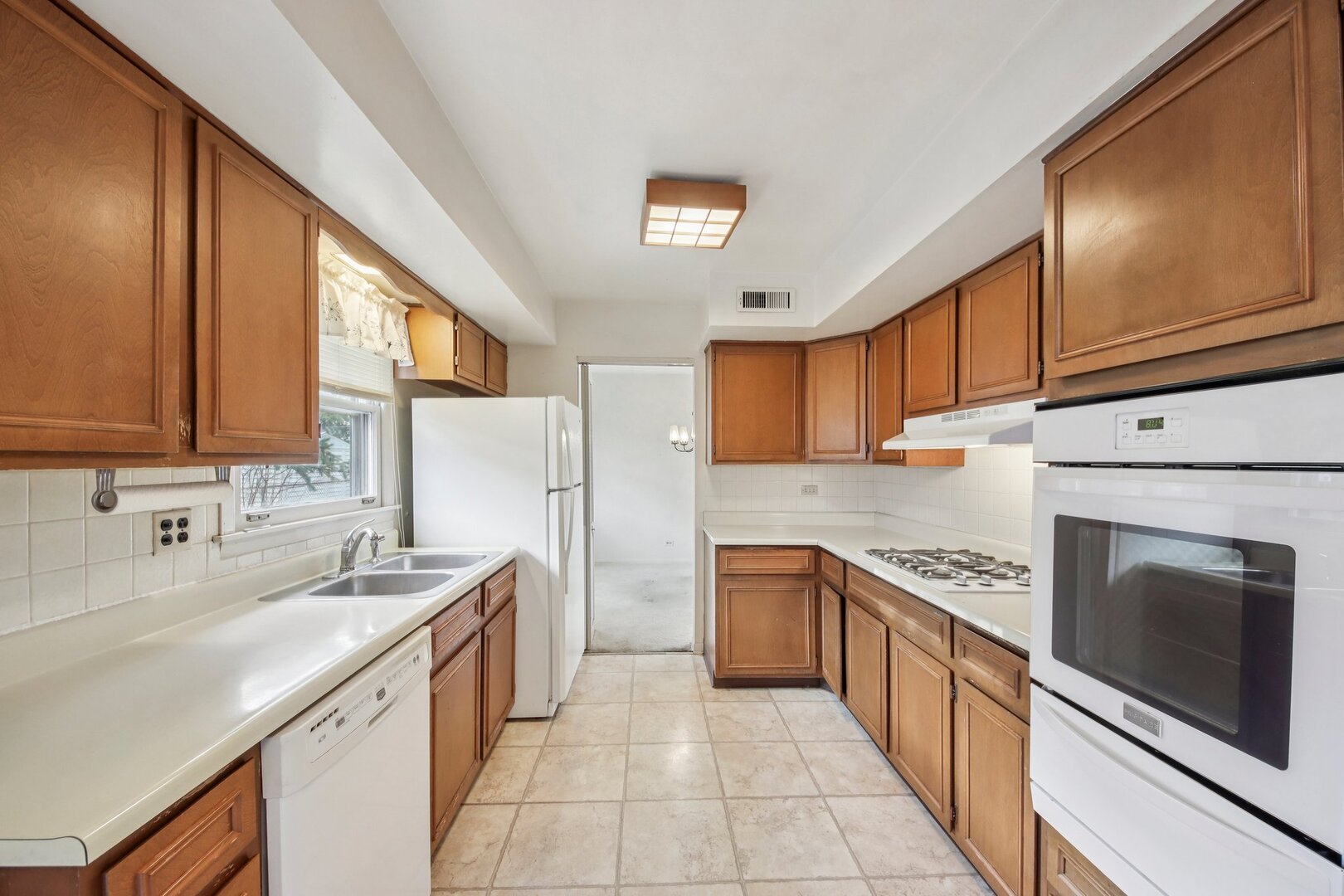 817 Belair Drive, Darien, IL 60561