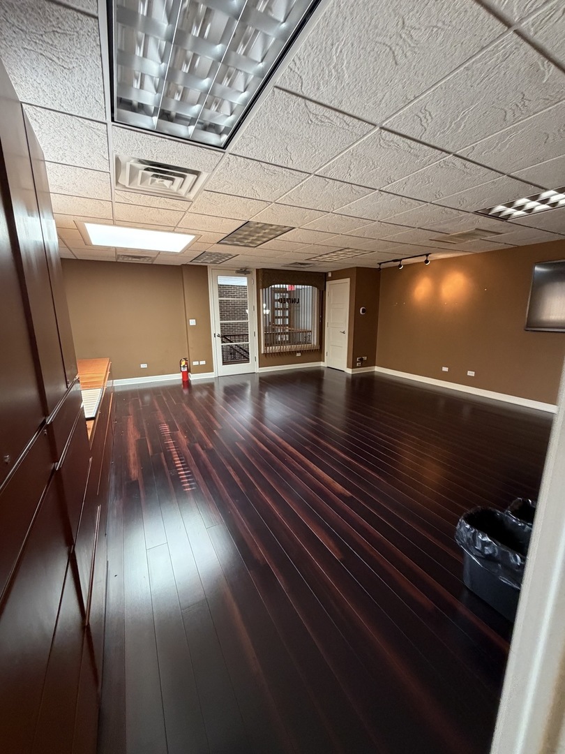 6500 W College Drive, Palos Heights, IL 60463