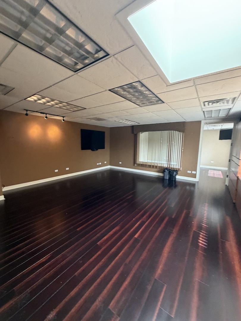 6500 W College Drive, Palos Heights, IL 60463