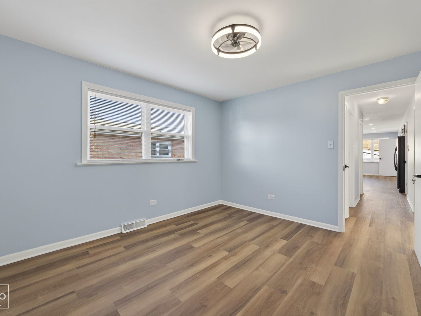 10643 S 83rd Avenue, Palos Hills, IL 60465