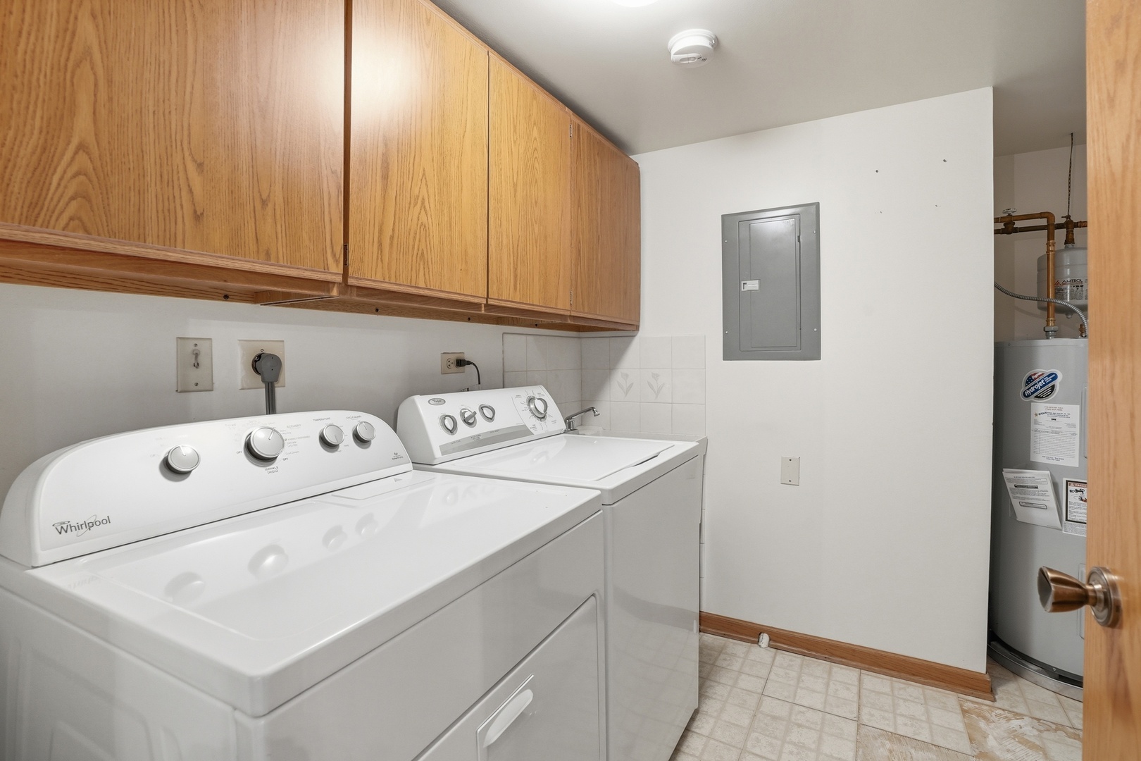 11042 S Theresa Circle #1C, Palos Hills, IL 60465