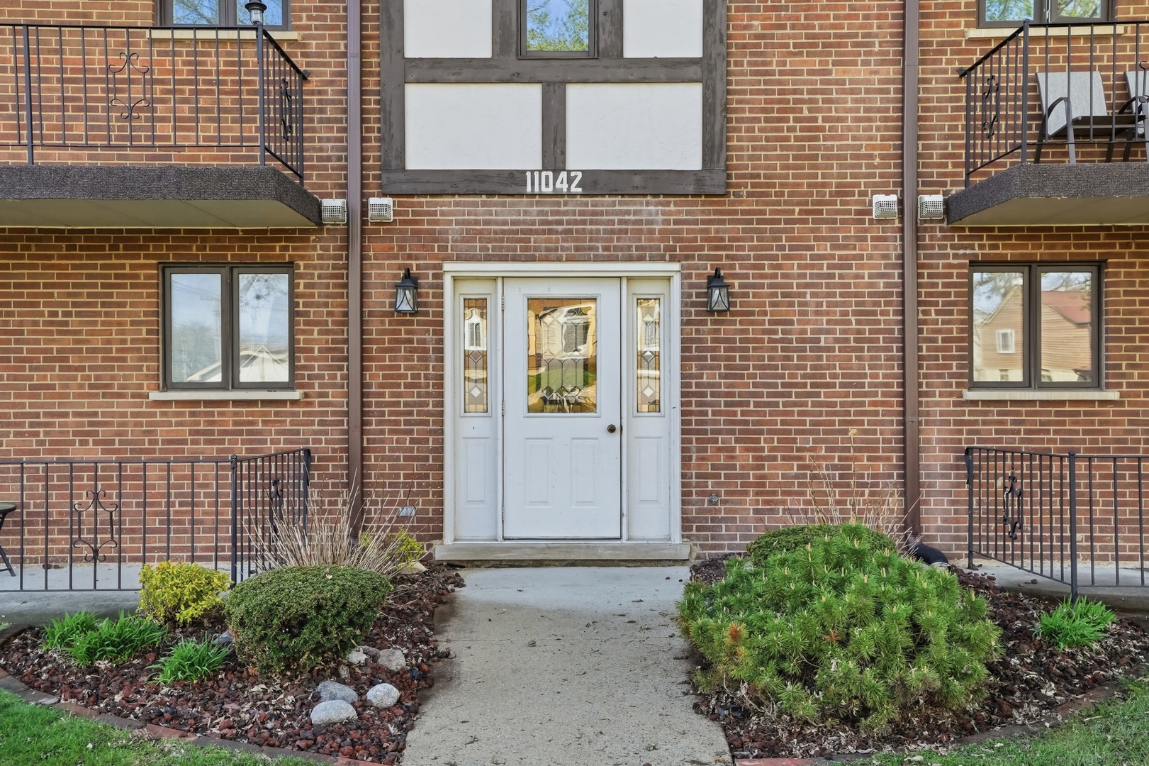 11042 S Theresa Circle #1C, Palos Hills, IL 60465