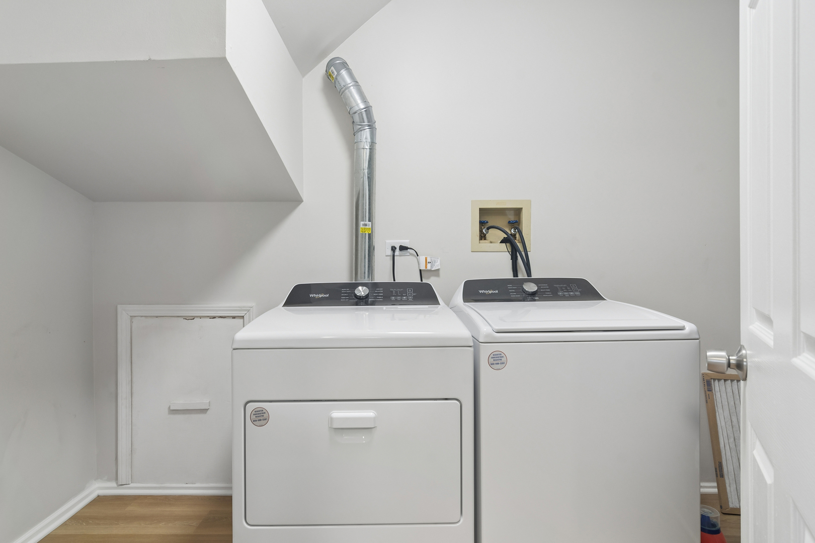 927 Hidden Lake Drive #0, Buffalo Grove, IL 60089