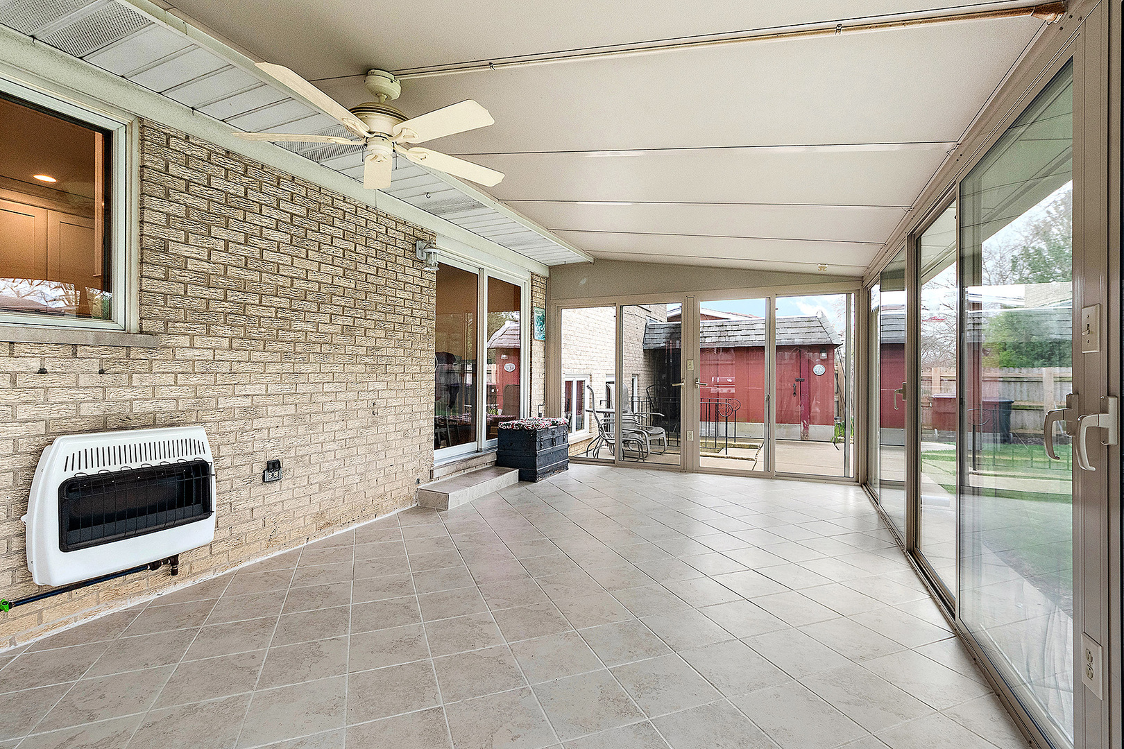 15120 Spruce Lane, Oak Forest, IL 60452