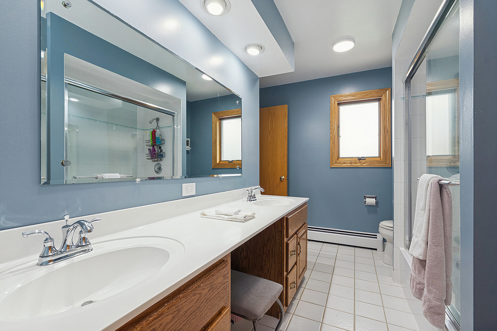 15120 Spruce Lane, Oak Forest, IL 60452