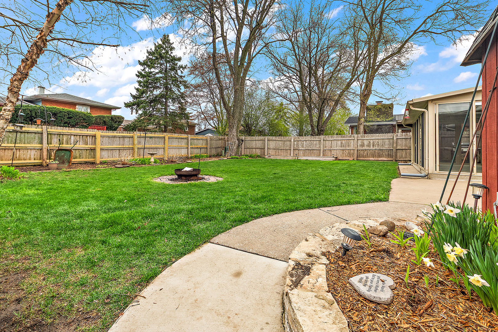 15120 Spruce Lane, Oak Forest, IL 60452