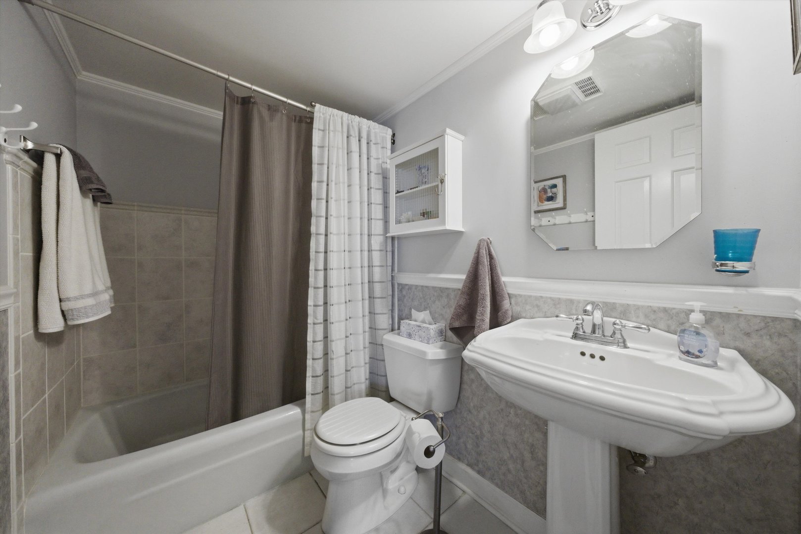 12642 S London Lane #2, Palos Heights, IL 60463