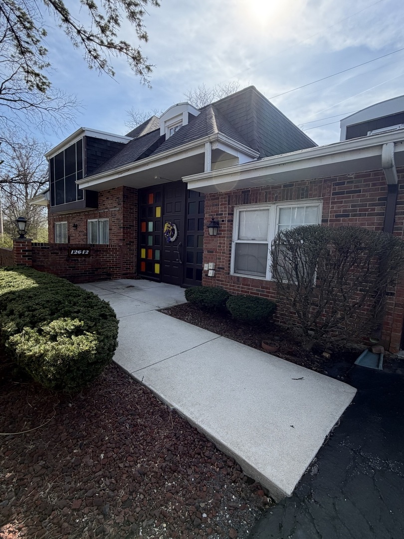 12642 S London Lane #2, Palos Heights, IL 60463