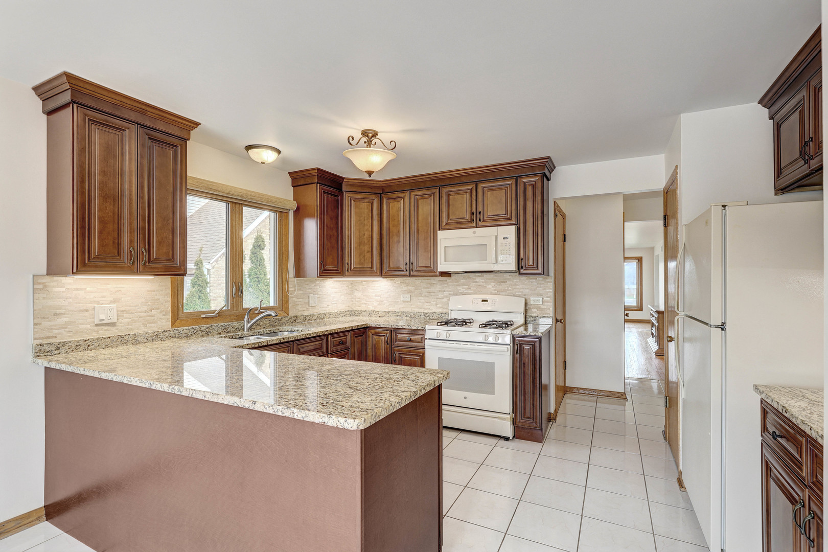 8506 N Greenwood Avenue, Niles, IL 60714