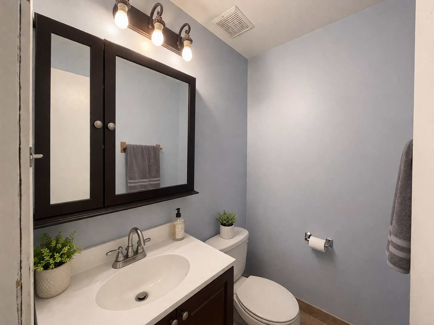 4332 S Wood Street, Chicago, IL 60609