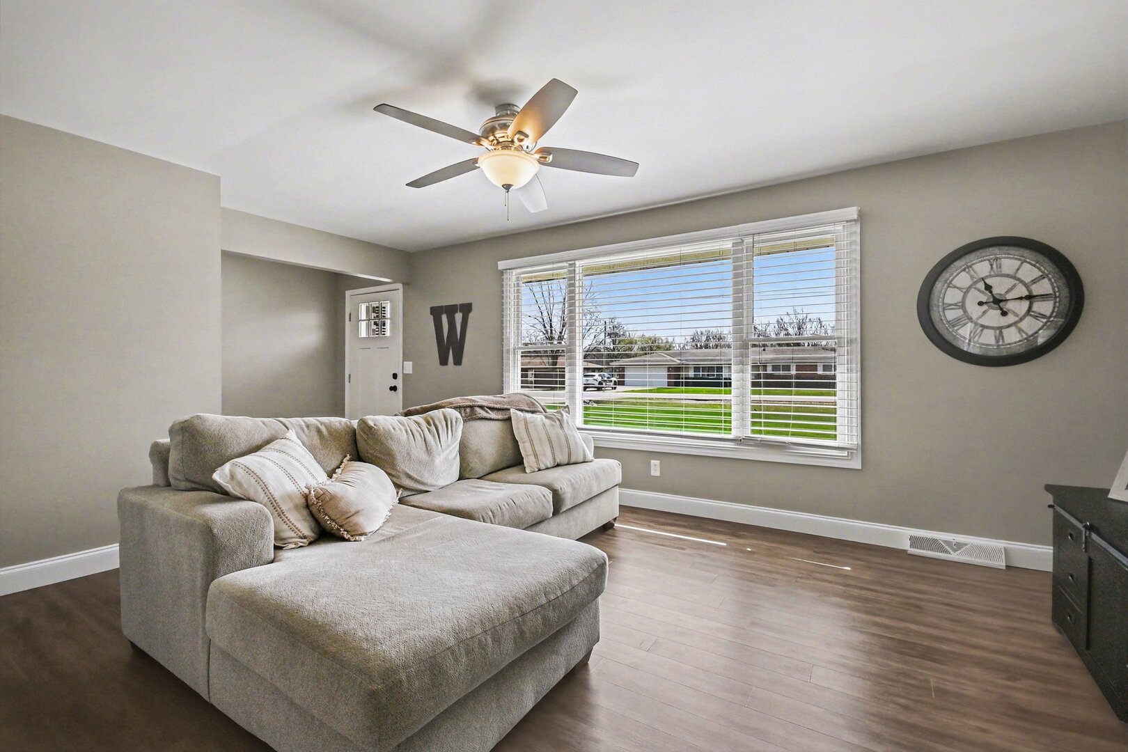 11612 N Brightway Drive, Mokena, IL 60448