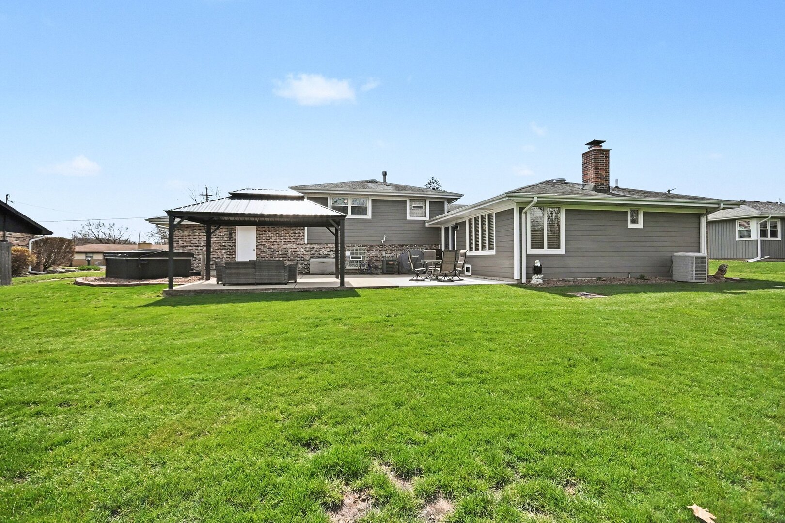 11612 N Brightway Drive, Mokena, IL 60448