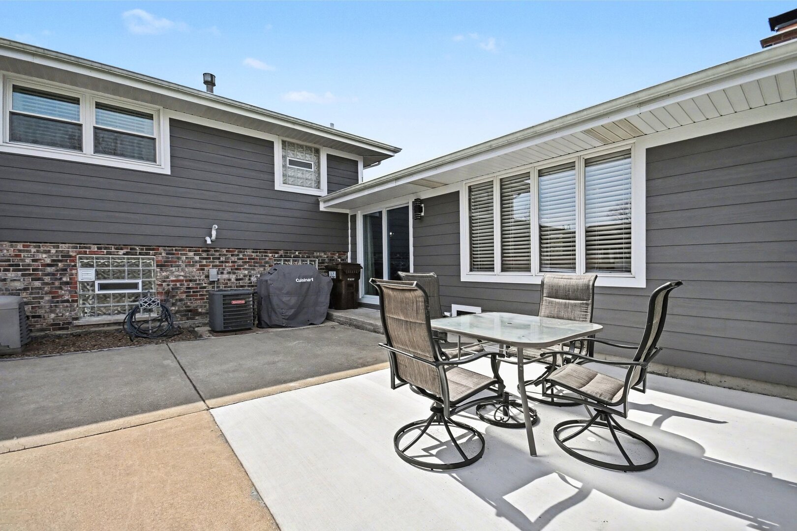 11612 N Brightway Drive, Mokena, IL 60448