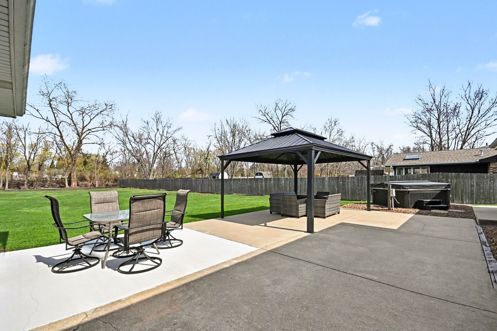 11612 N Brightway Drive, Mokena, IL 60448