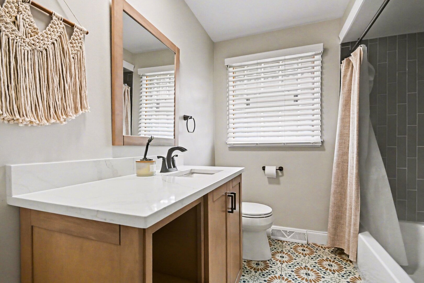 11612 N Brightway Drive, Mokena, IL 60448