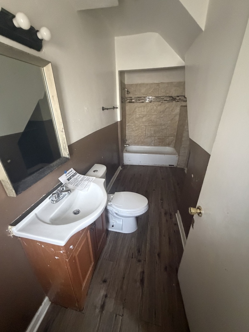 7340 S Maryland Avenue, Chicago, IL 60619