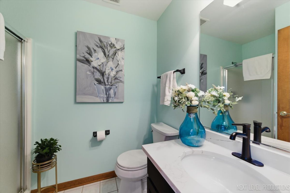 1770 Fox Mead Court, Montgomery, IL 60538