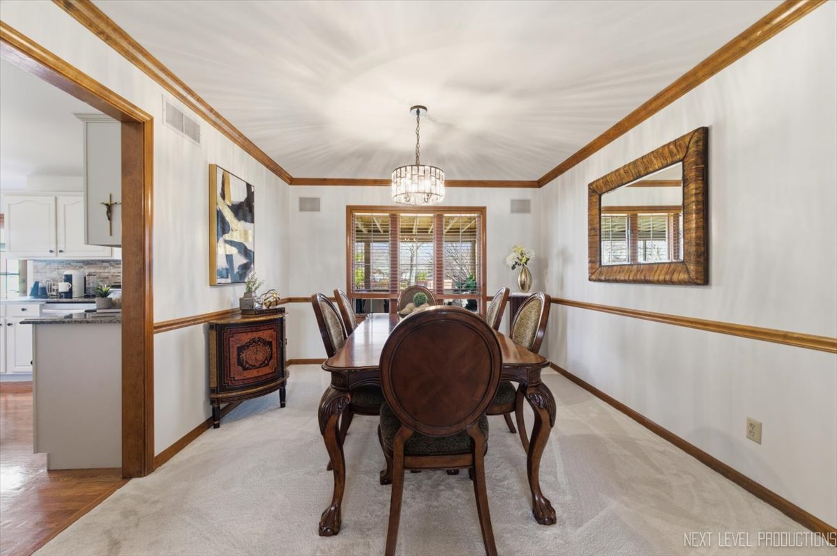 1770 Fox Mead Court, Montgomery, IL 60538