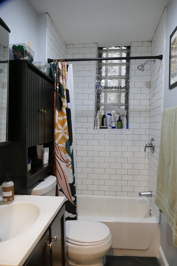 834 N Mozart Street #1F, Chicago, IL 60622