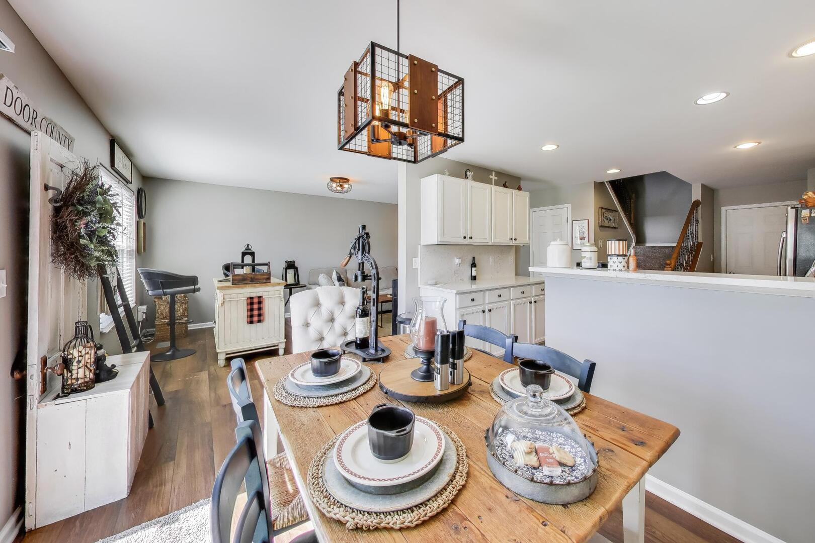 2631 Carlisle Lane, Hampshire, IL 60140