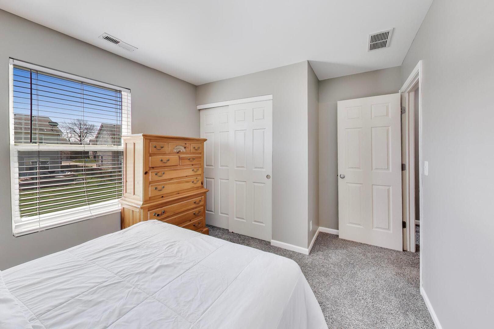 2631 Carlisle Lane, Hampshire, IL 60140