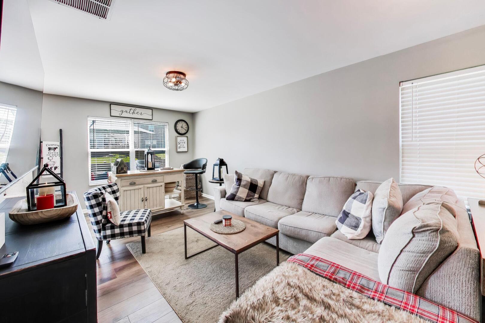 2631 Carlisle Lane, Hampshire, IL 60140