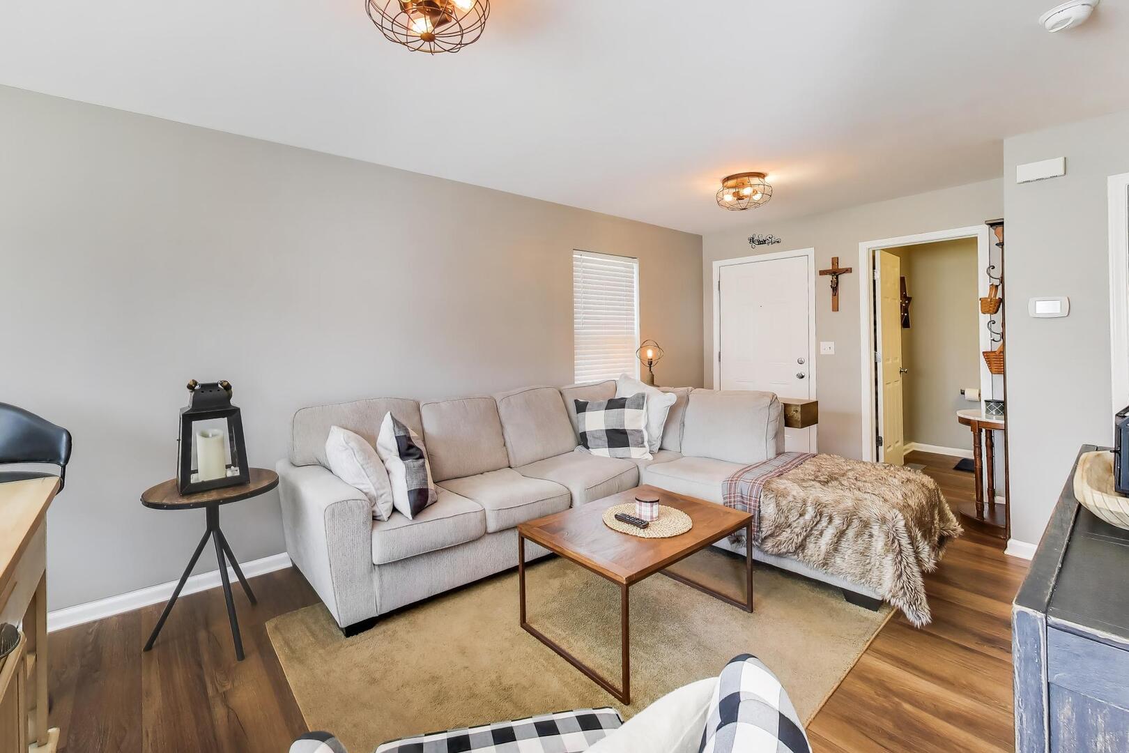 2631 Carlisle Lane, Hampshire, IL 60140