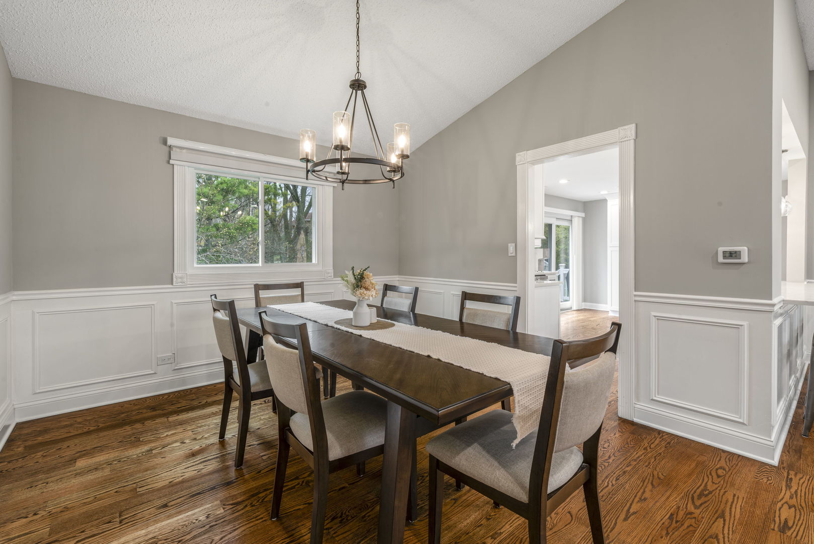 1890 Shorewood Drive, Hoffman Estates, IL 60192