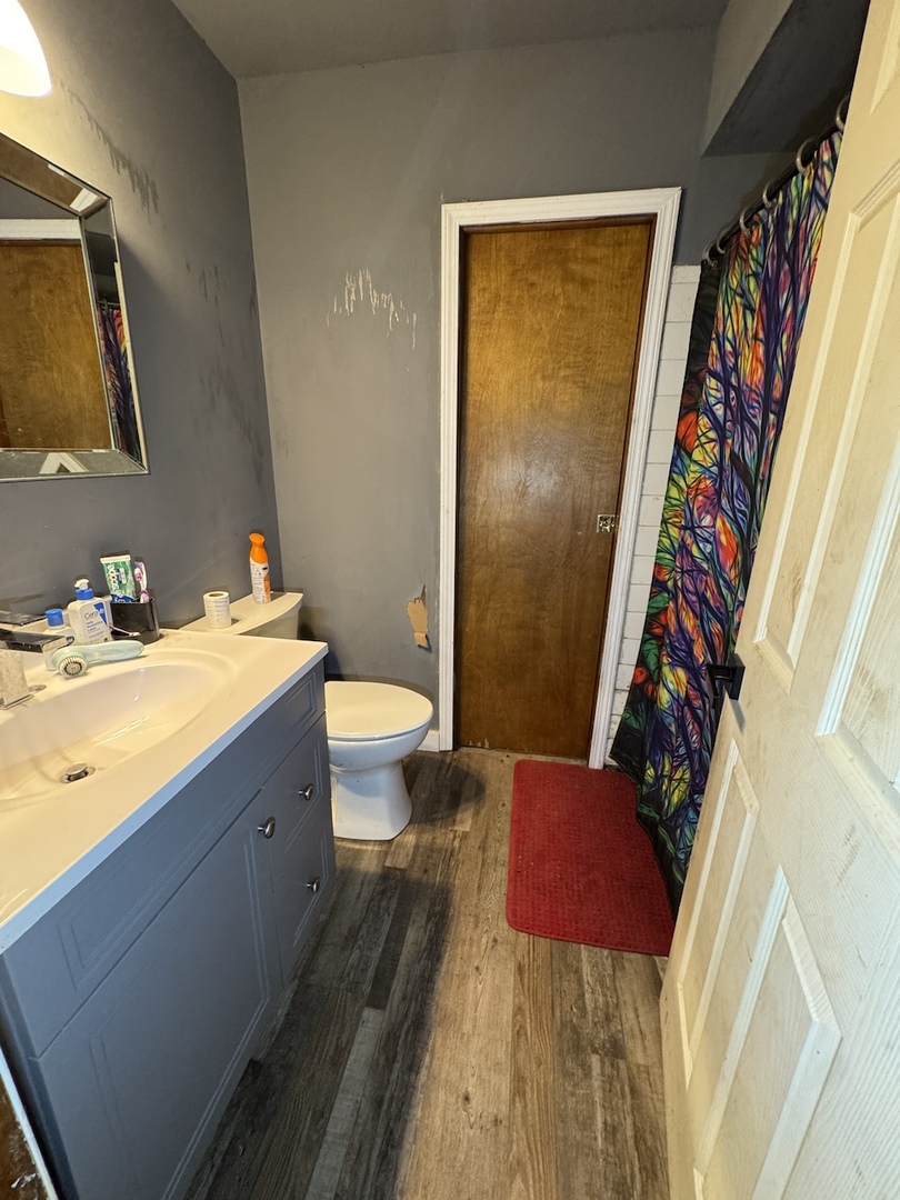 5185 Coulter Road, Oak Forest, IL 60452