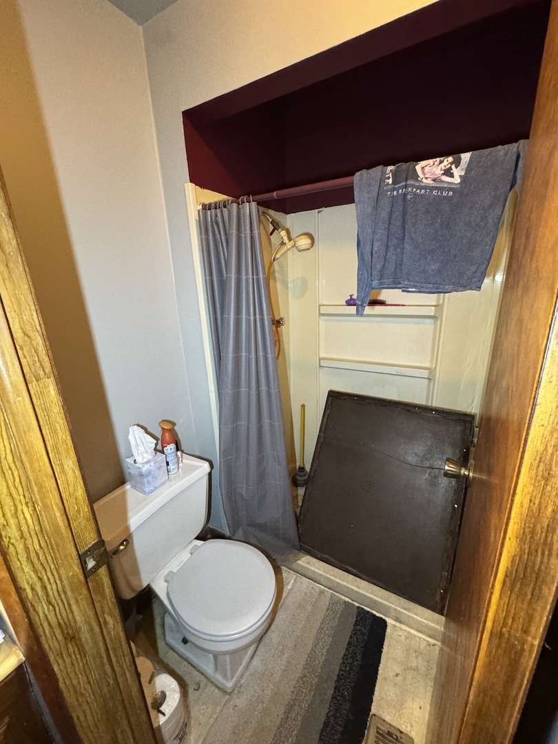 5185 Coulter Road, Oak Forest, IL 60452