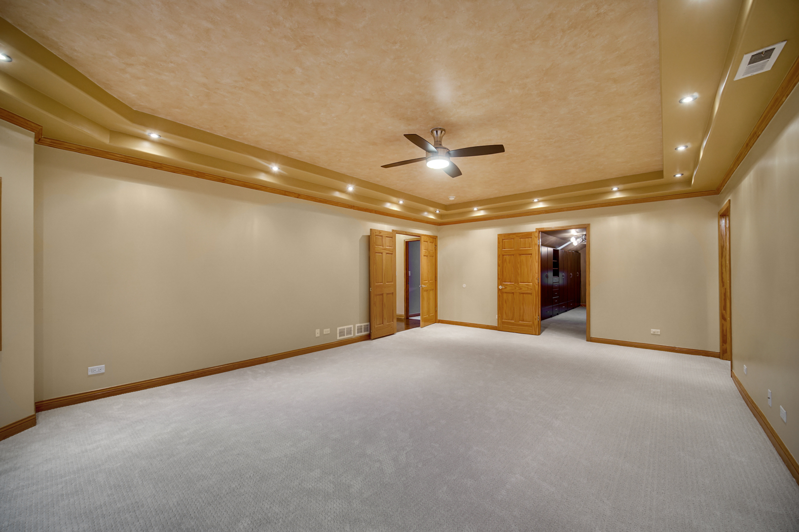 441 Delaware Circle, Bolingbrook, IL 60440