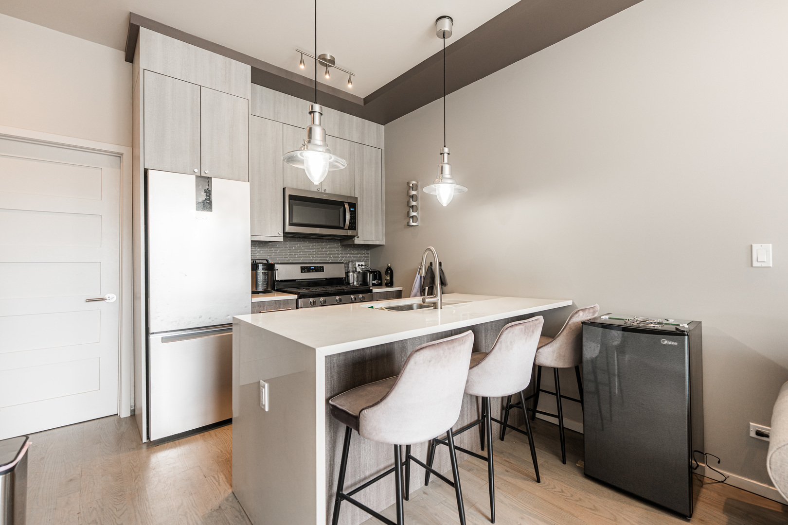 2108 W 18th Place #2, Chicago, IL 60608