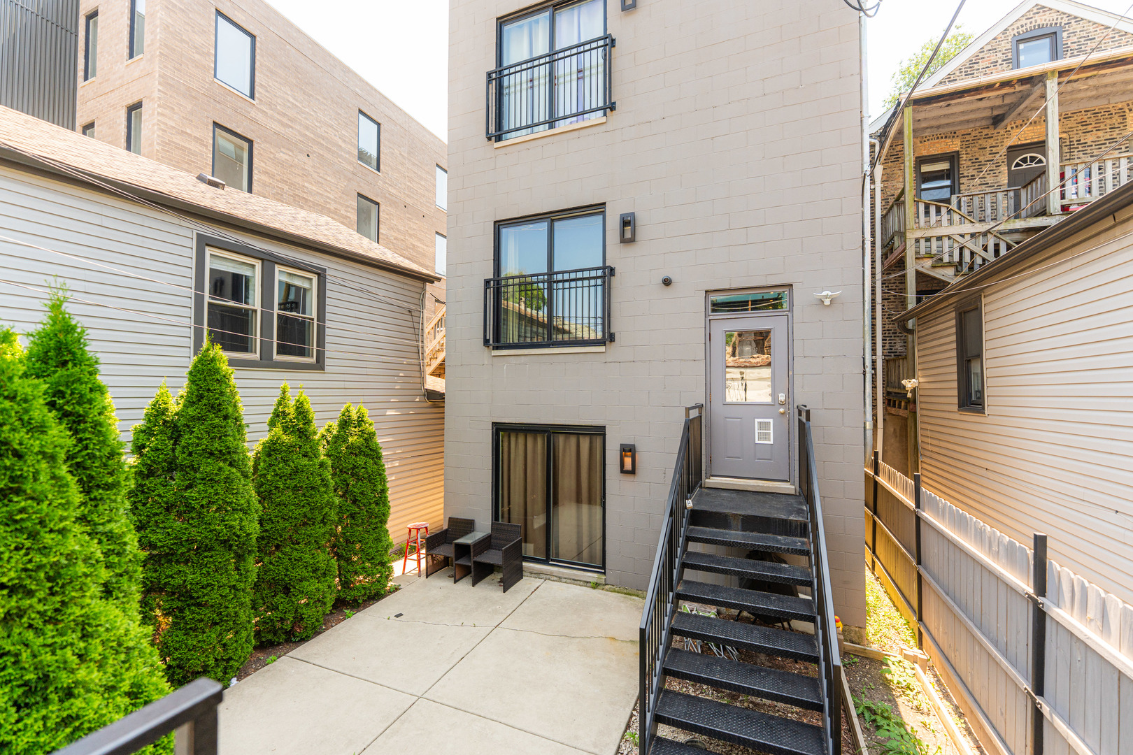 2108 W 18th Place #2, Chicago, IL 60608