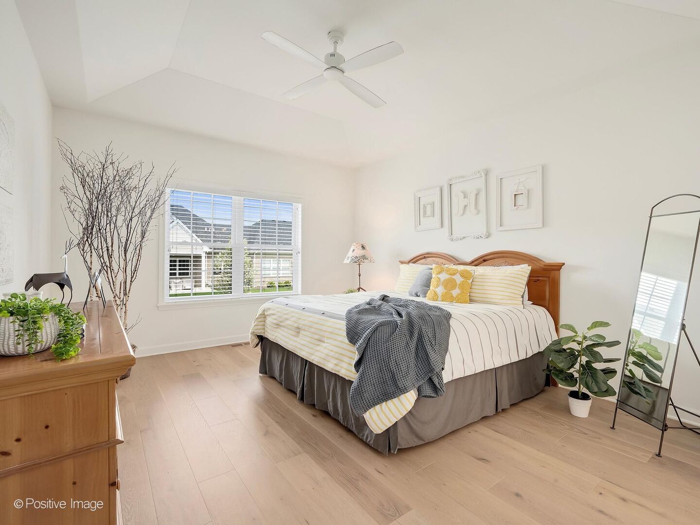 1415 Notting Hill Drive, Lemont, IL 60439