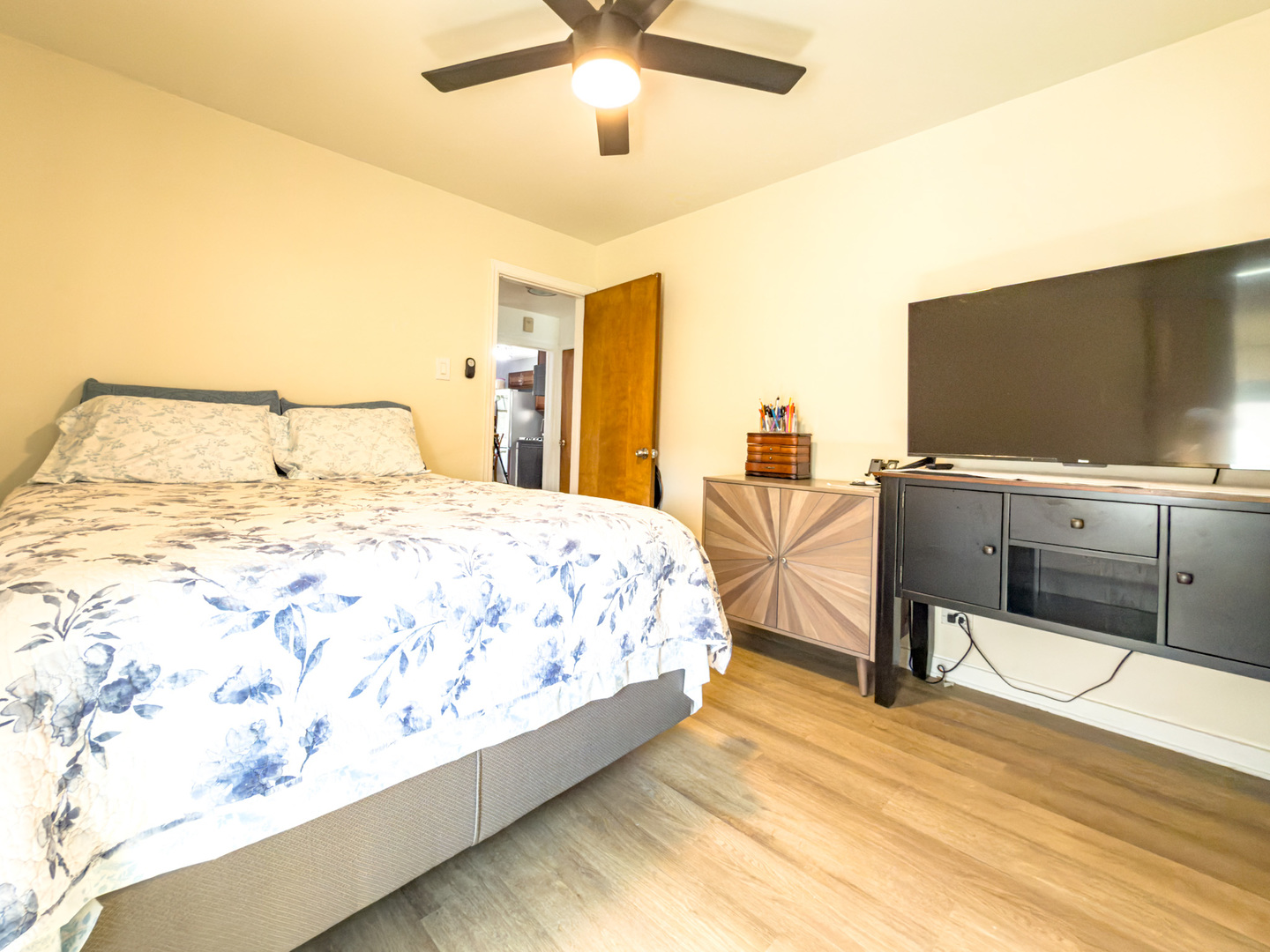 6824 S Kildare Avenue, Chicago, IL 60629