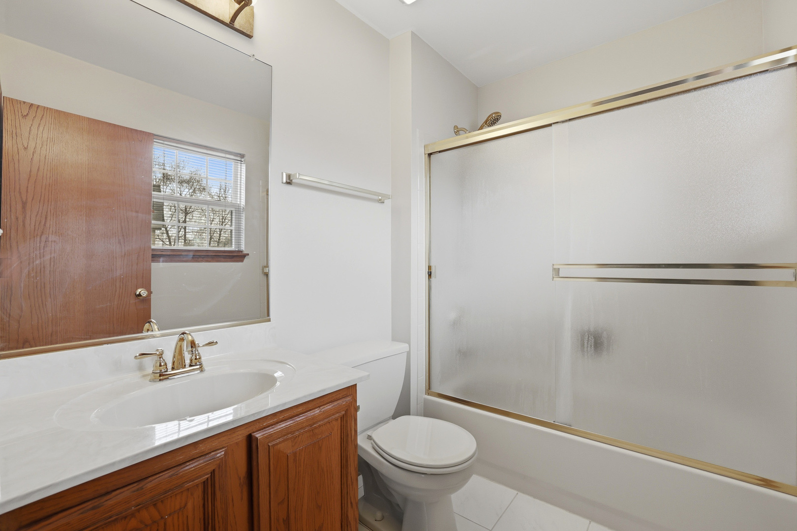 2300 Wesmere Lakes Drive, Plainfield, IL 60586