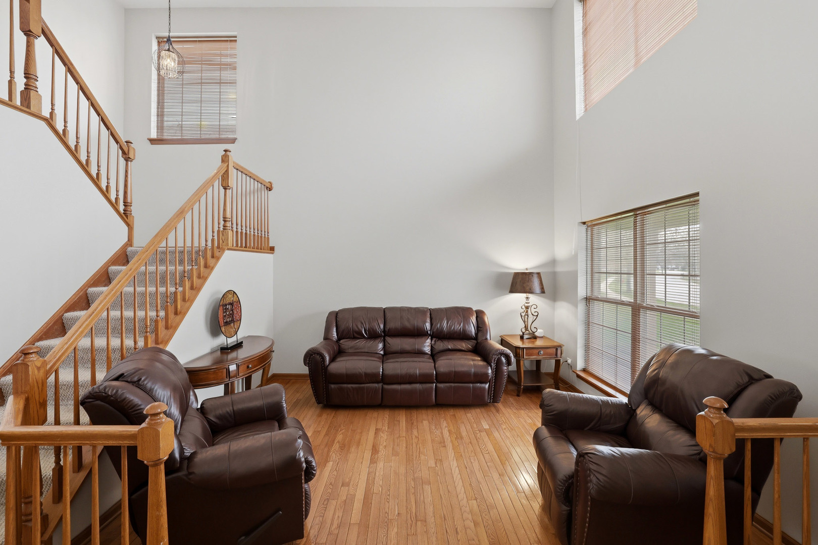 2300 Wesmere Lakes Drive, Plainfield, IL 60586