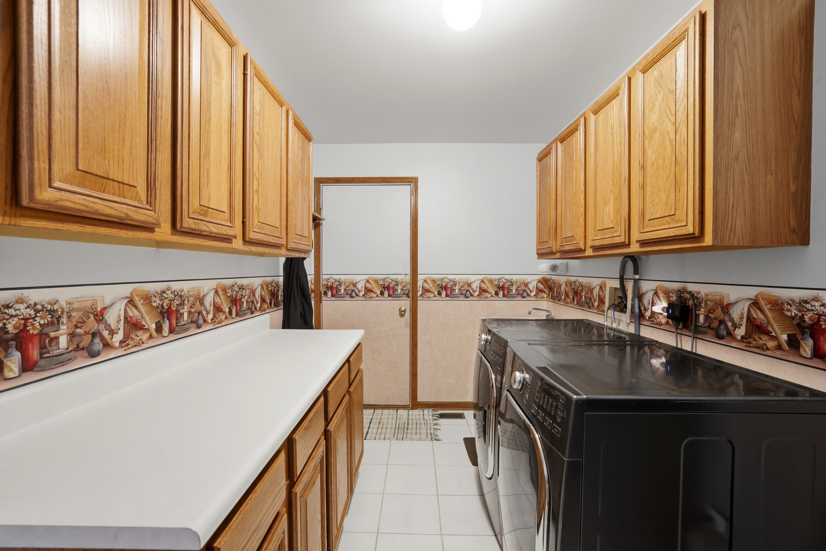 2300 Wesmere Lakes Drive, Plainfield, IL 60586