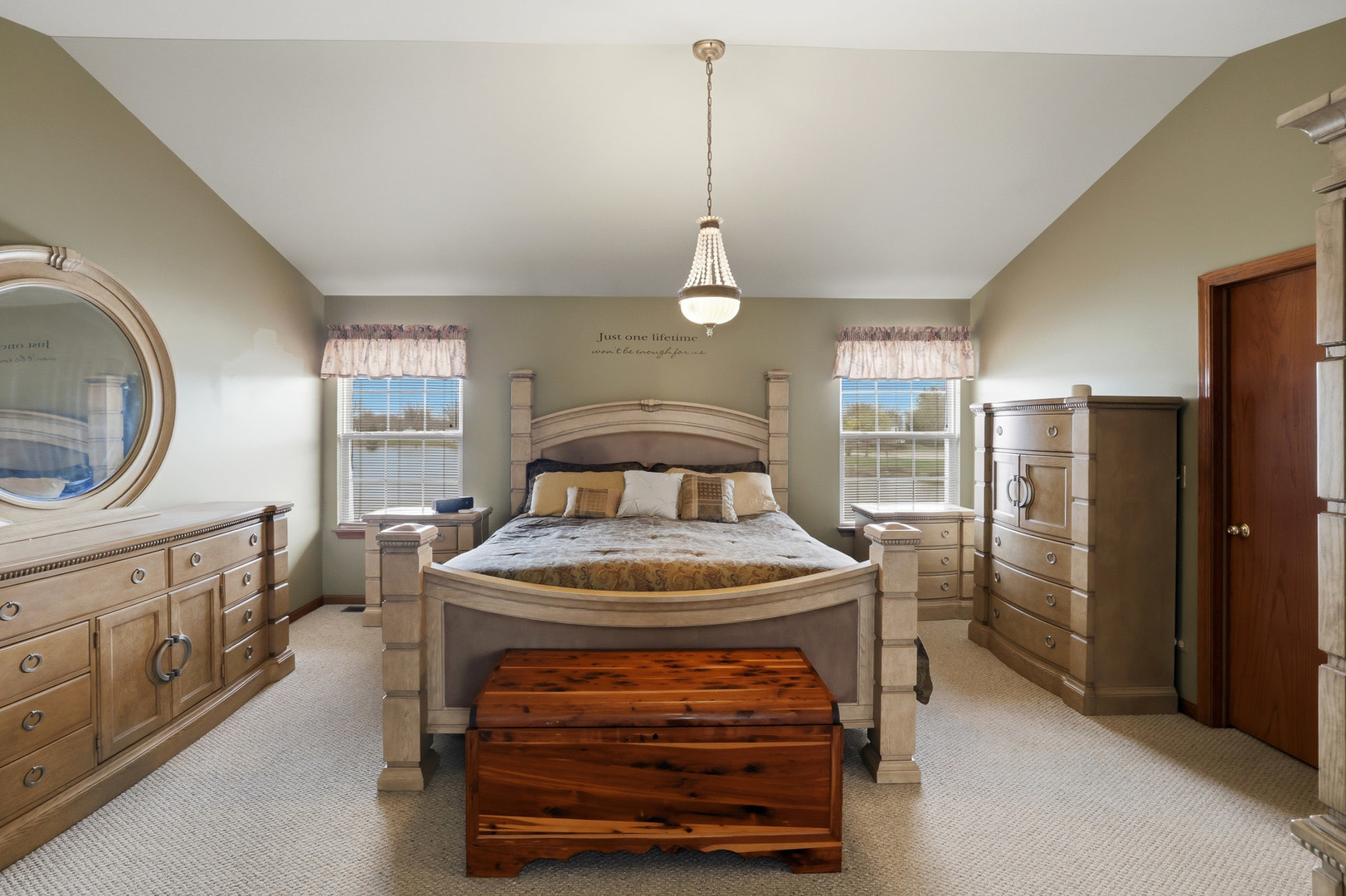 2300 Wesmere Lakes Drive, Plainfield, IL 60586