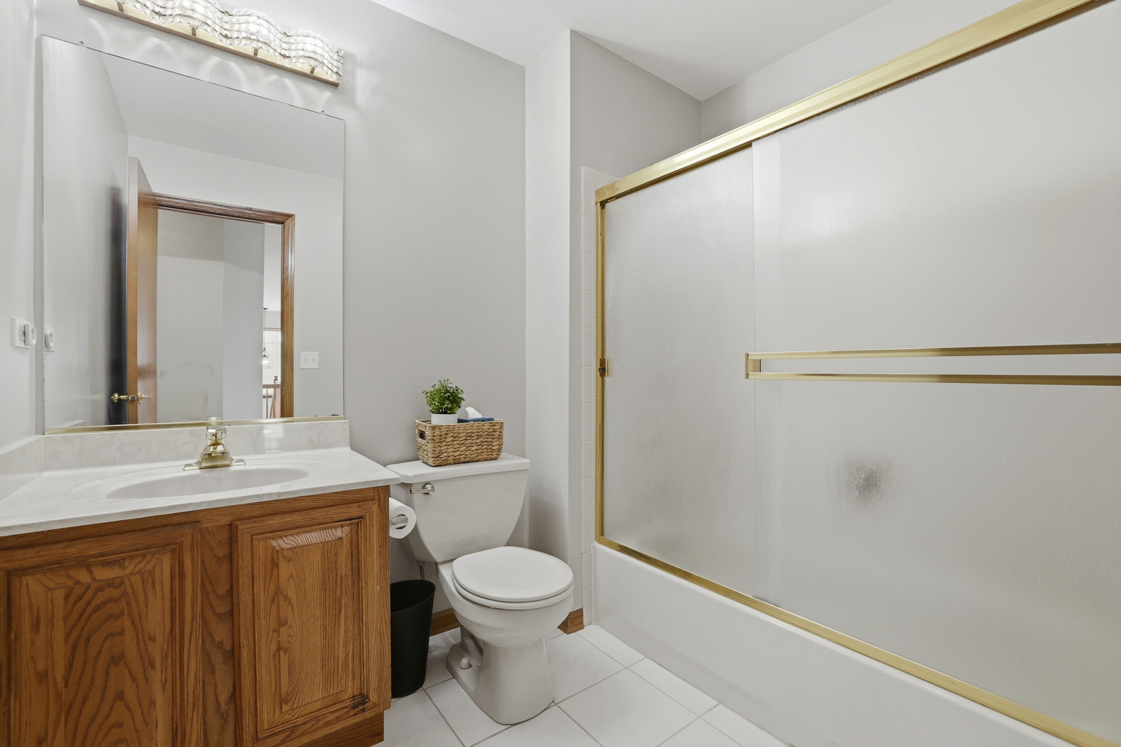 2300 Wesmere Lakes Drive, Plainfield, IL 60586